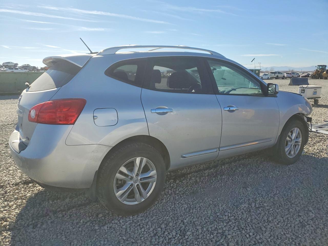 2013 Nissan Rogue s