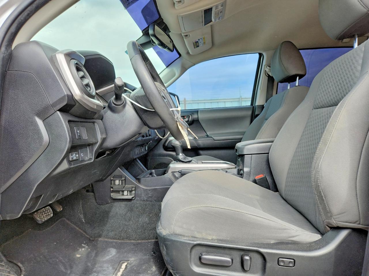 2022 Toyota Tacoma SR5 V6