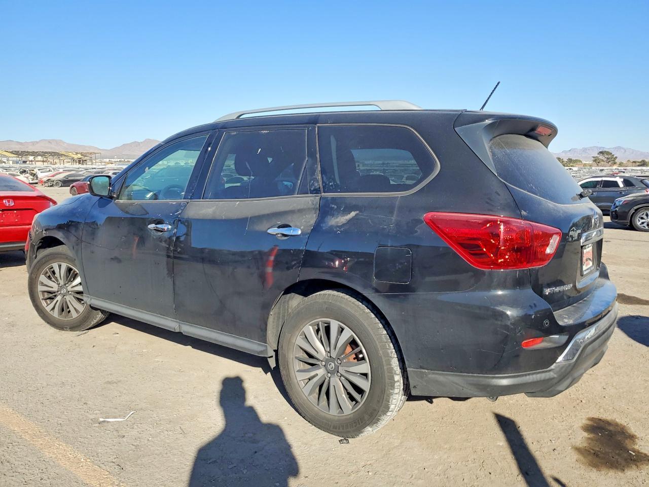 2017 Niss Pathfinder