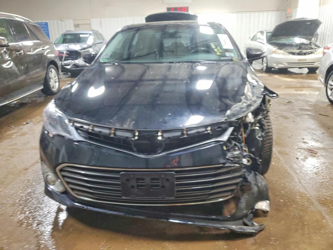 2013 Toyota Avalon Hybrid