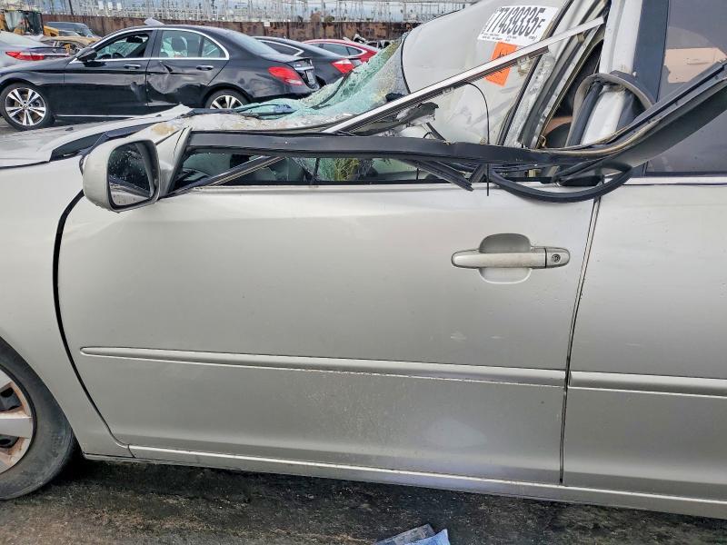 2003 Toyota Camry le