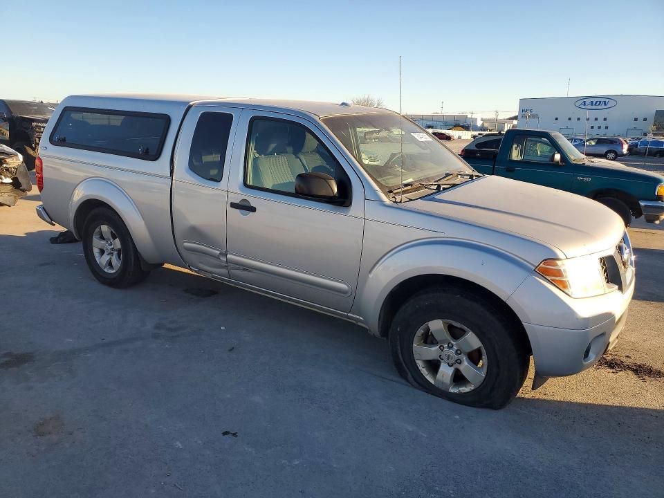 2013 Nissan Frontier s