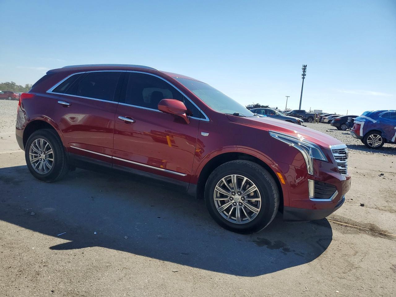 2017 Cadillac XT5 Luxury
