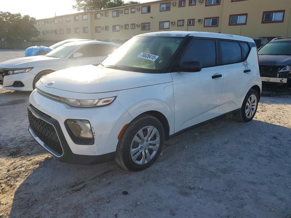 2020 KIA Soul lx