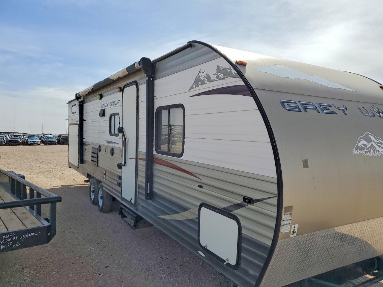 2014 Sandstorm 2014 Fore Grey Wolf-Camper