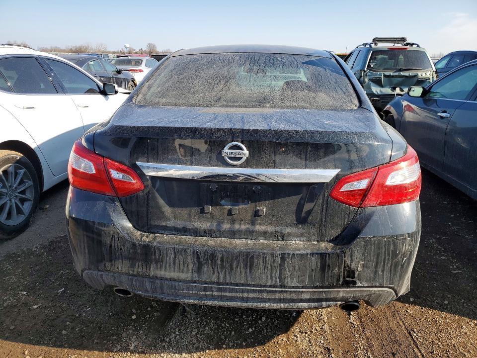 2016 Niss Altima 2.5