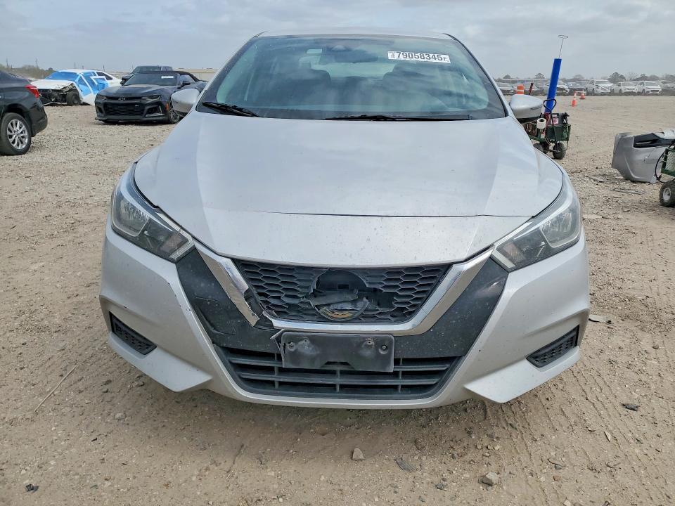 2020 Nissan Versa sv