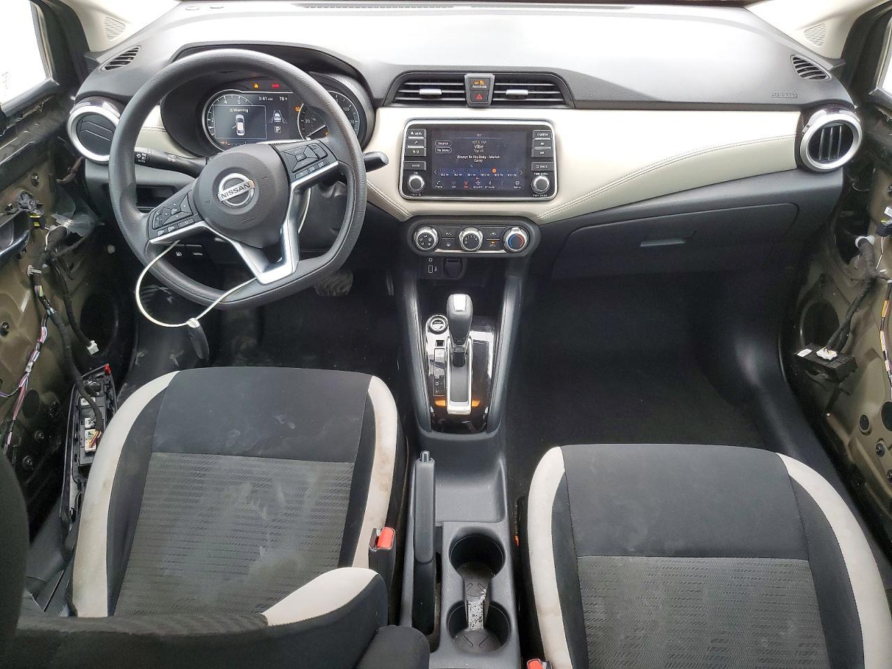 2020 Nissan Versa sv
