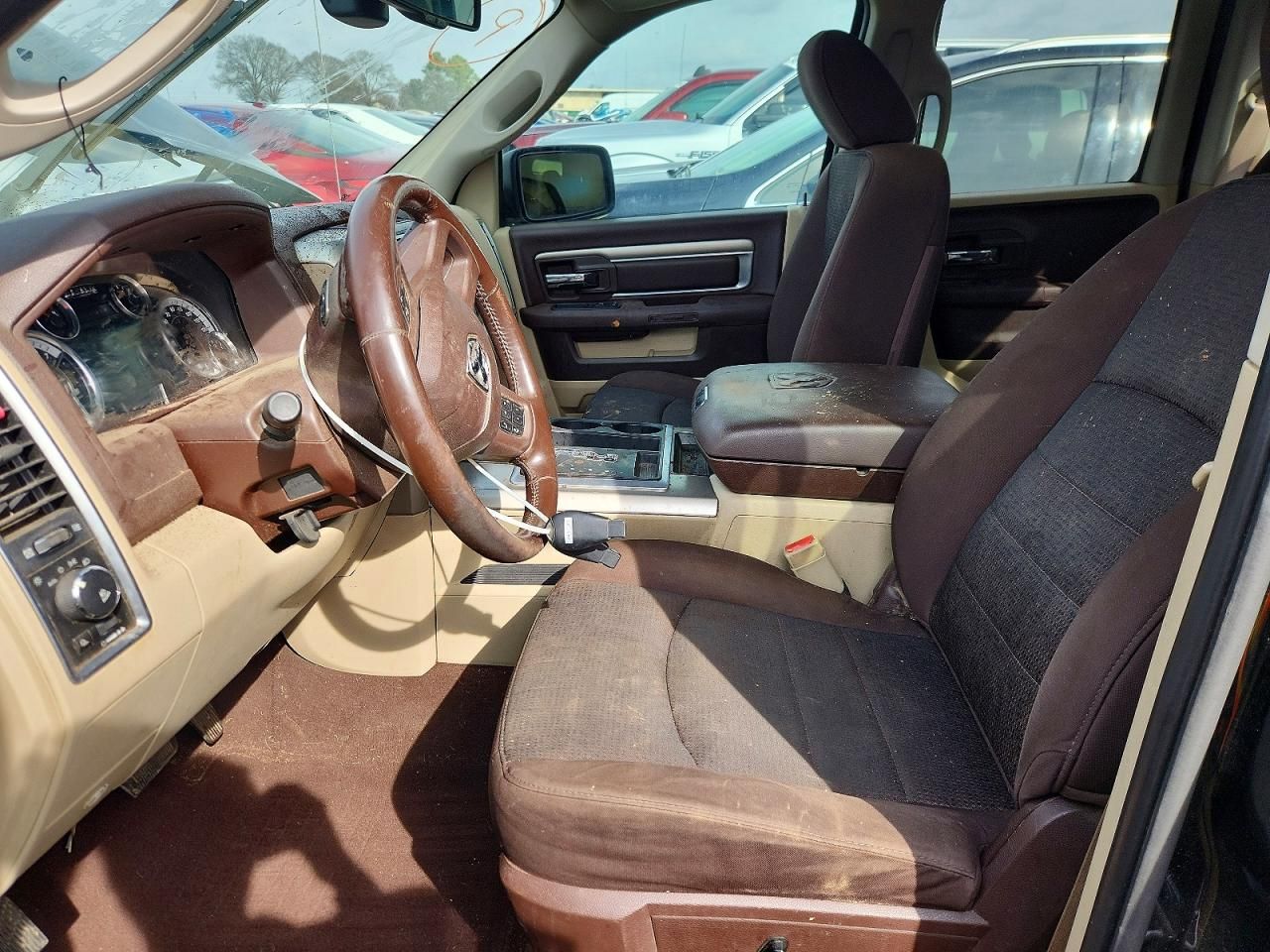 2013 Dodge Ram 1500 slt