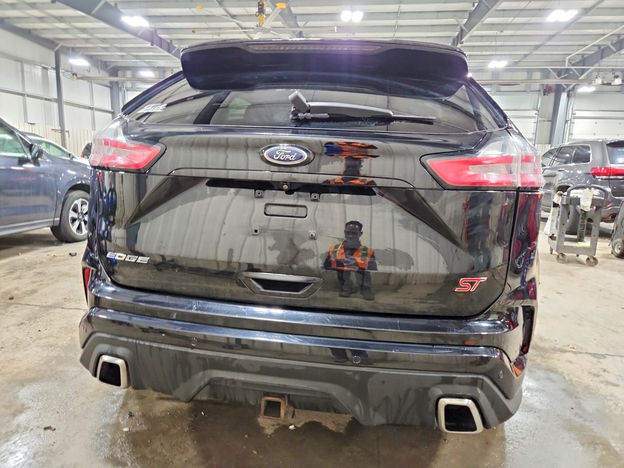 2019 Ford Edge st