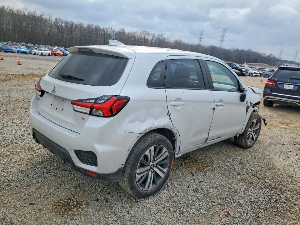 2022 Mitsubishi Outlander Sport se