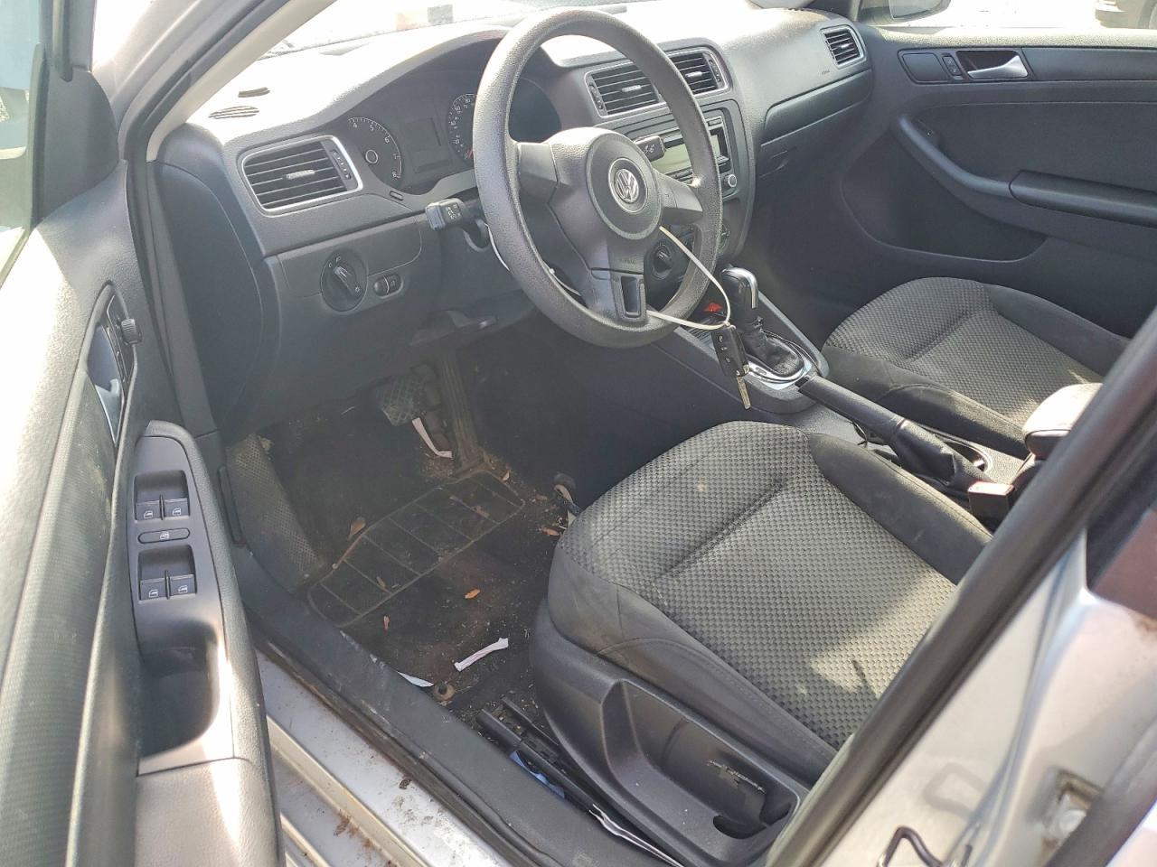 2014 Volkswagen Jetta Base