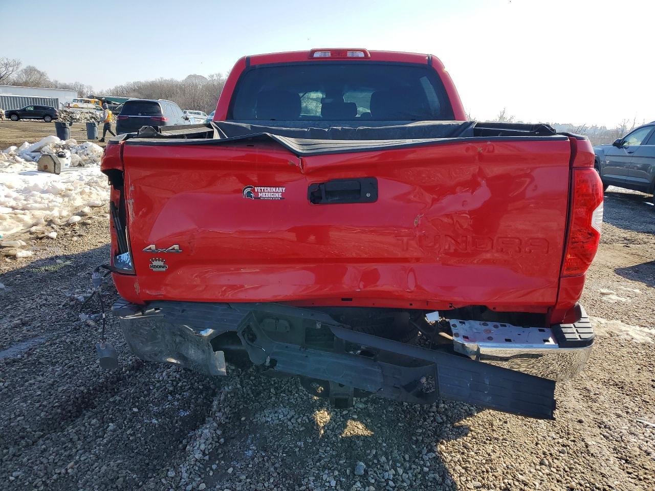 2016 Toyota Tundra Crewmax SR5