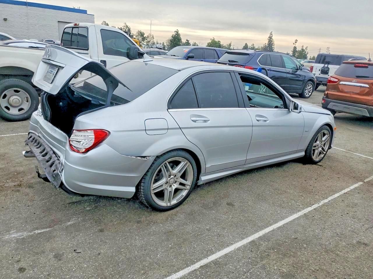 2012 Mercedes-Benz C 250