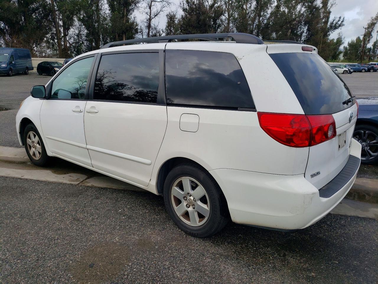 2007 Toyota Sienna ce