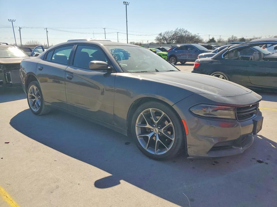 2020 Dodge Charger sxt