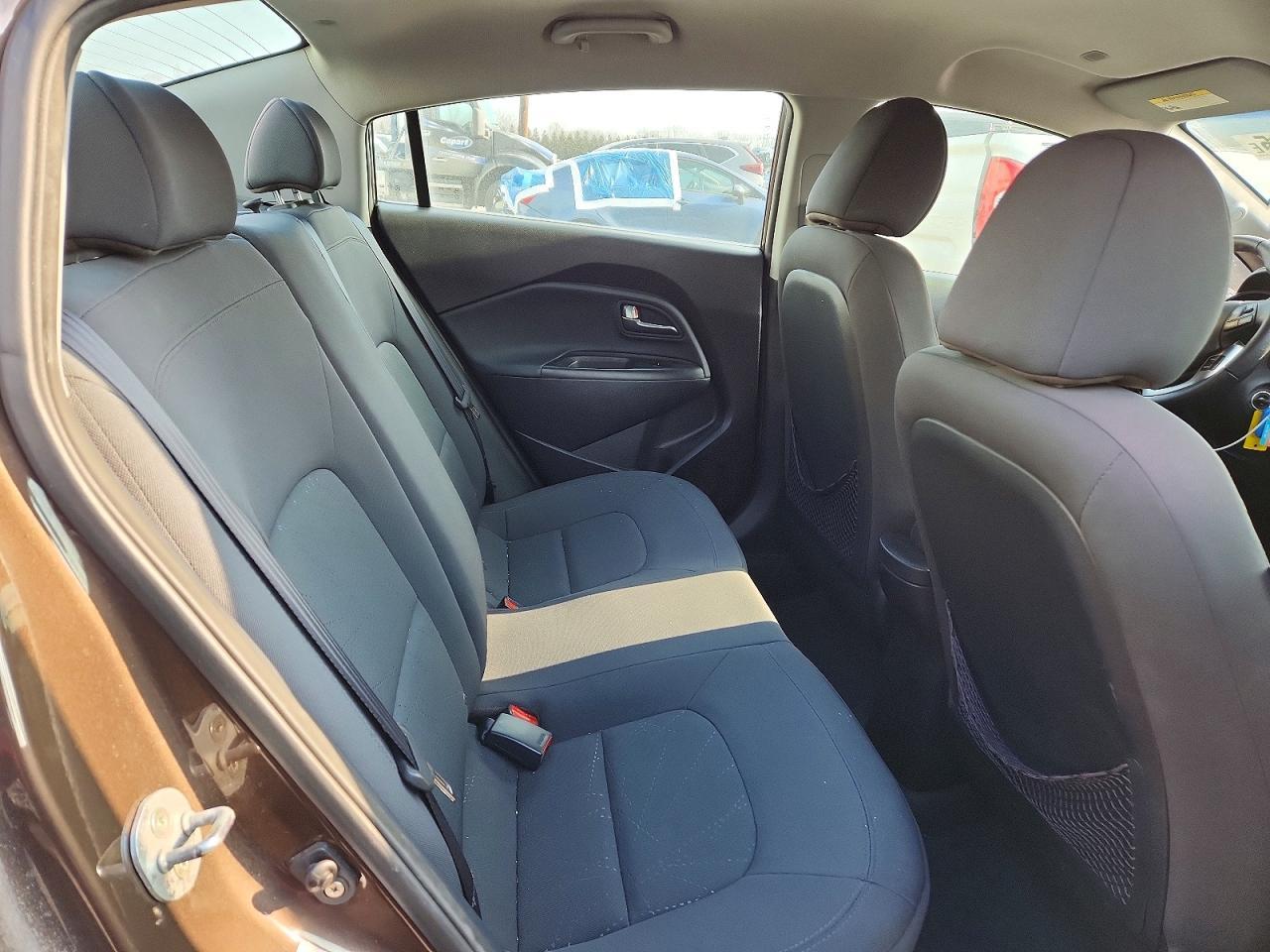 2013 KIA Rio ex