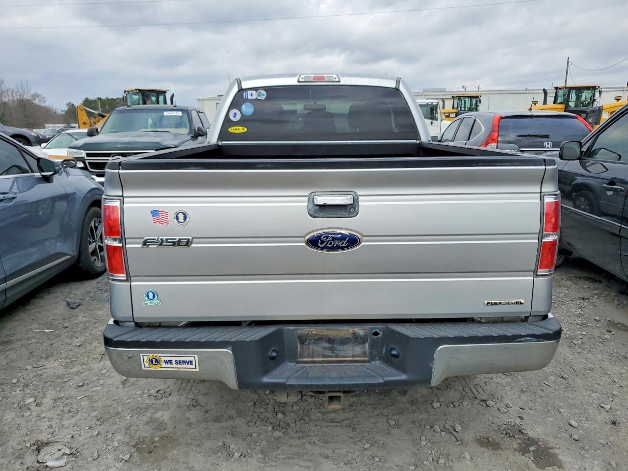 2011 Ford F150 Super cab