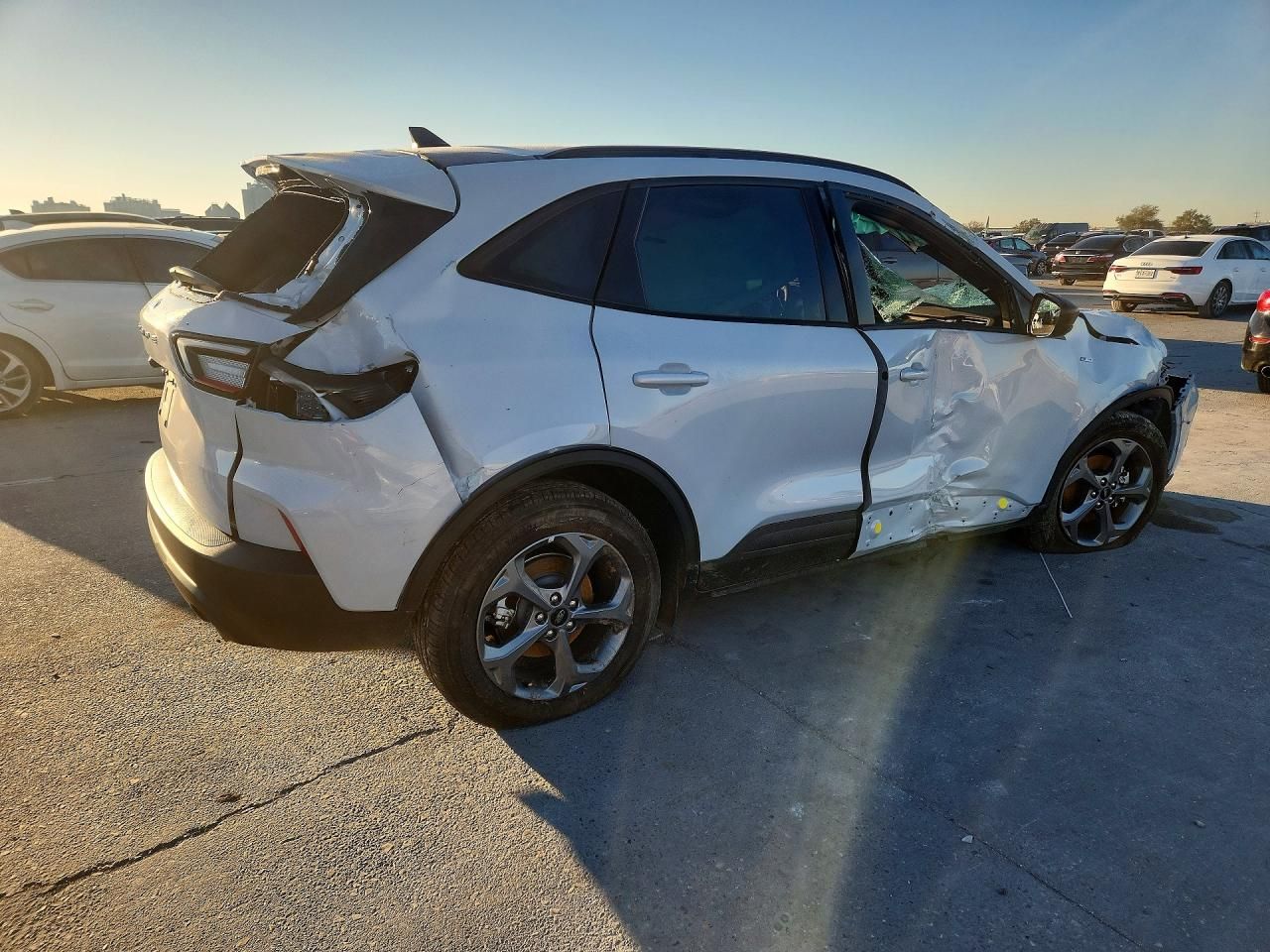 2025 Ford Escape st Line