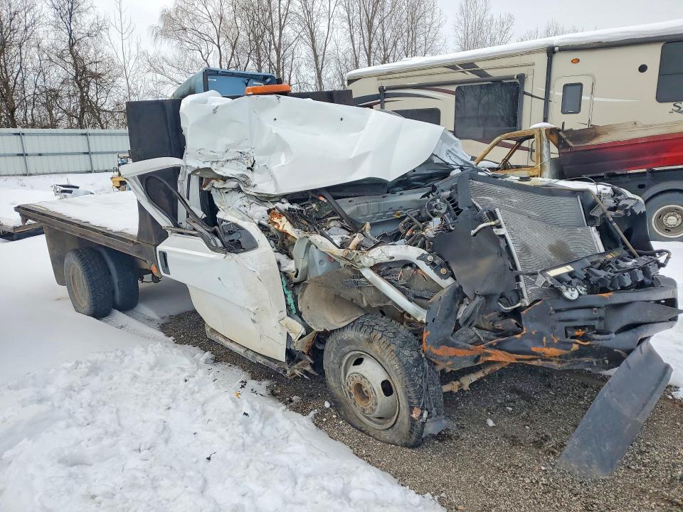 2016 Ford F350 Super Duty Flatbed Truck