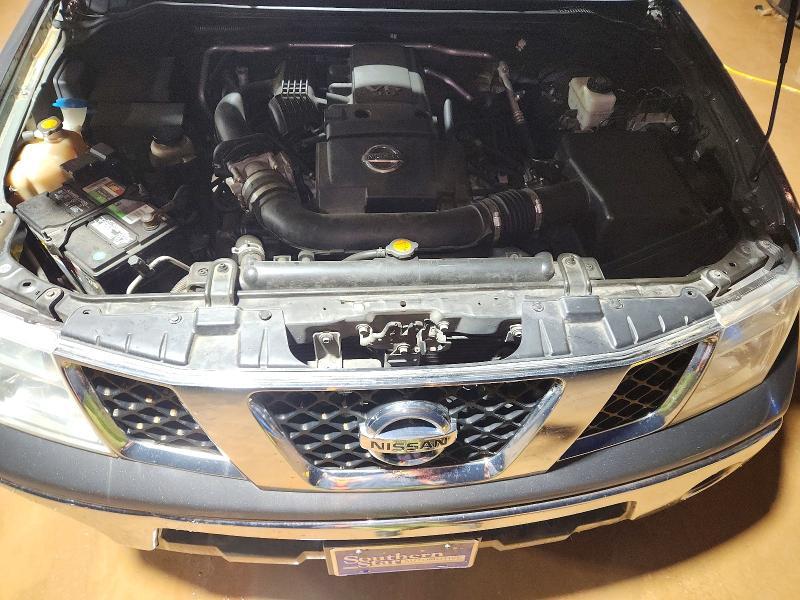 2005 Niss Frontier Crew Cab LE