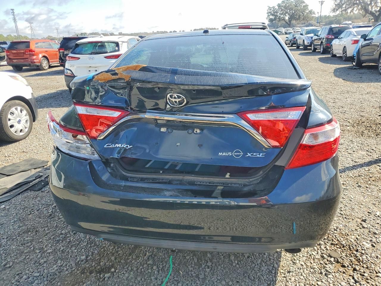 2016 Toyota Camry le