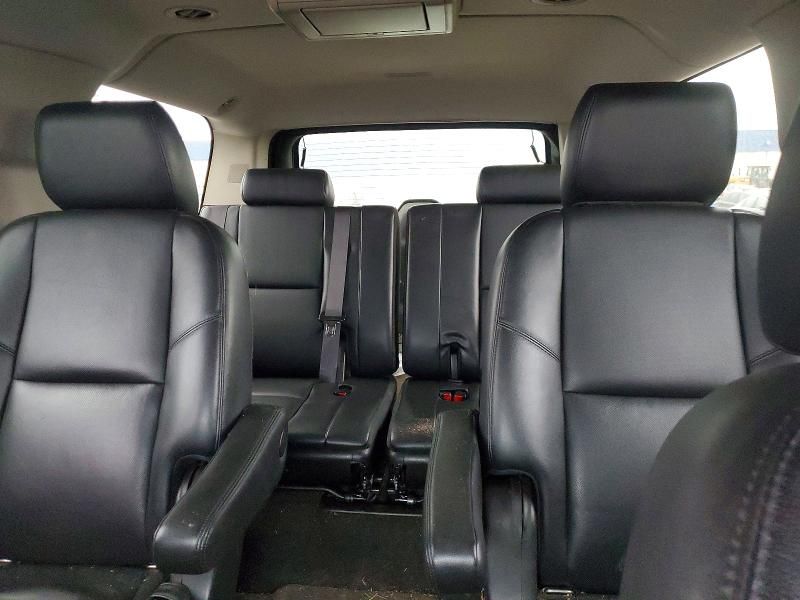 2013 Chevrolet Suburban K1500 ltz