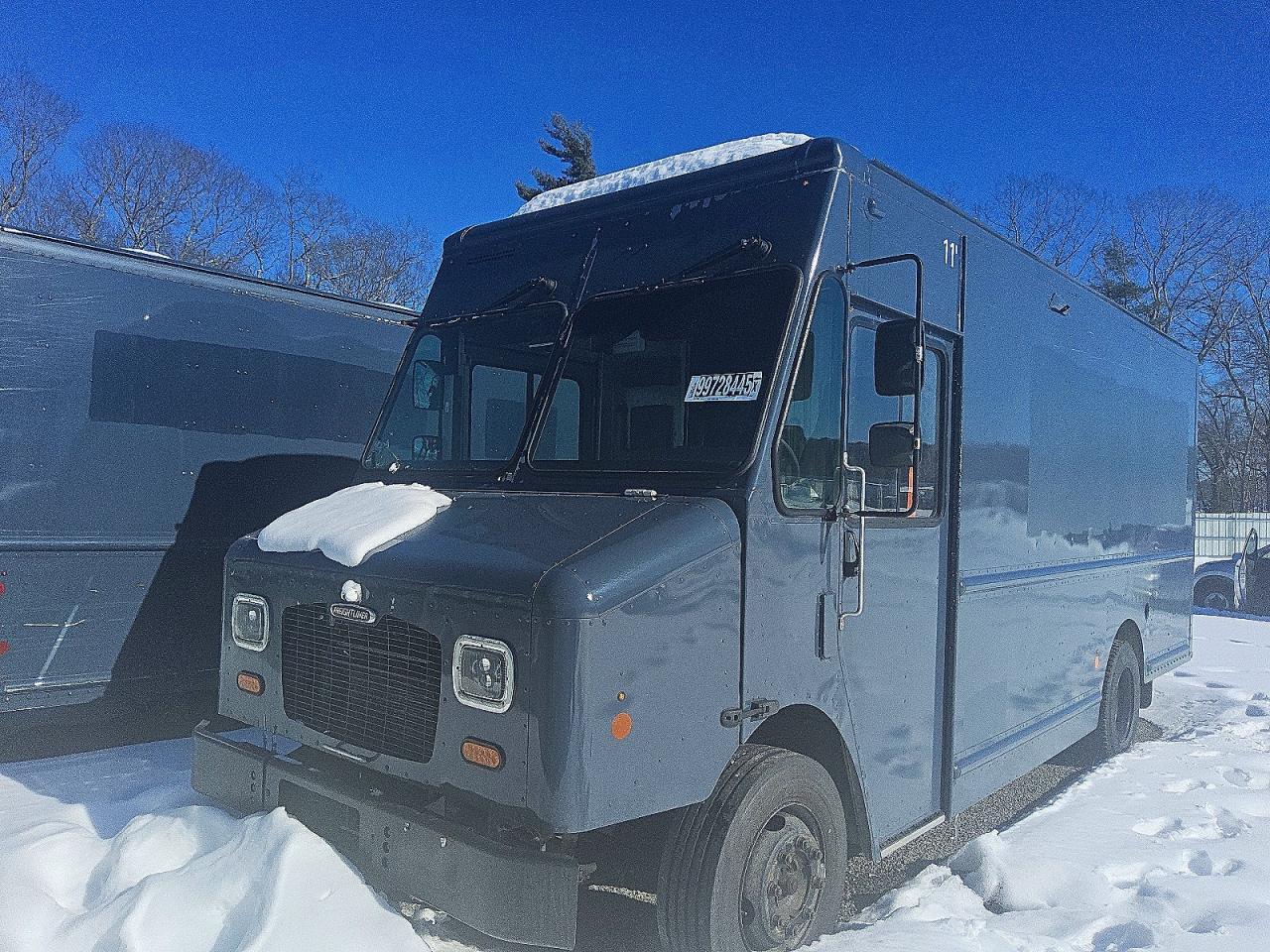 2020 Freightliner MT 45G Delivery Truck