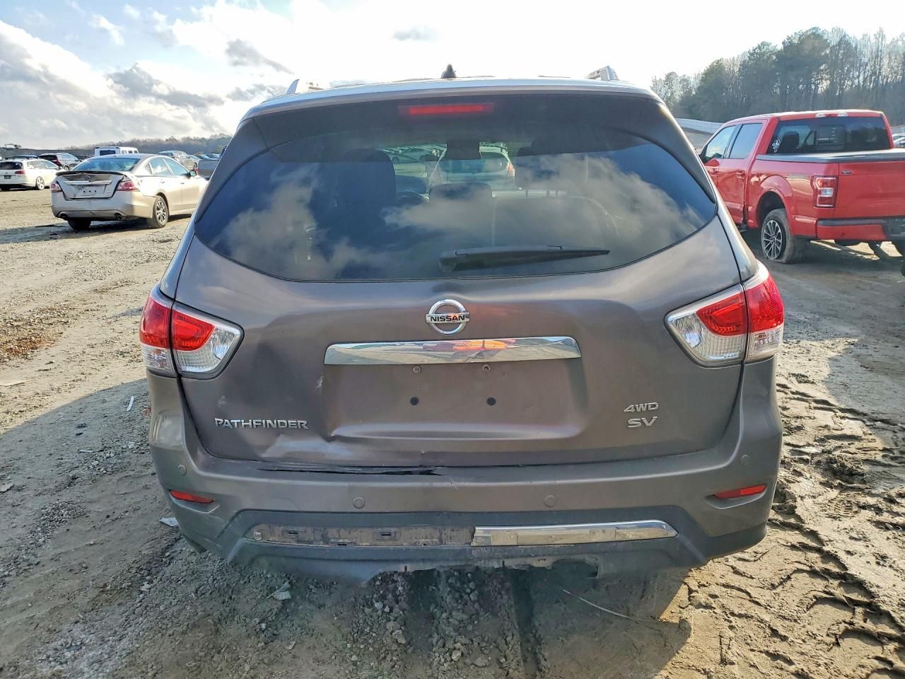 2013 Nissan Pathfinder s