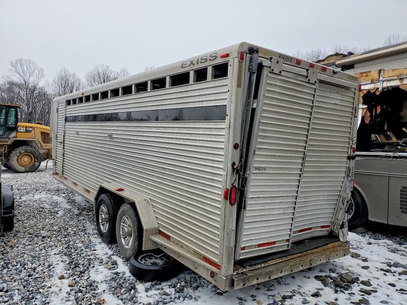1998 Exxiss Livestock Trailer