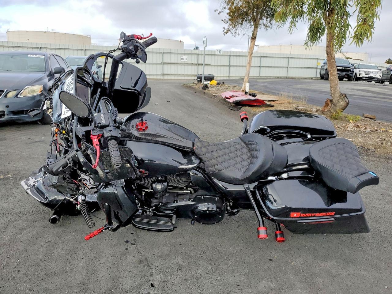 2018 Harley-Davidson Fltrxs Road Glide Special