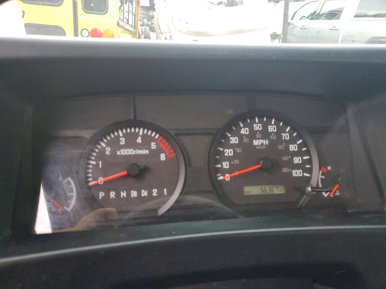 2023 Isuzu NPR HD BOX Truck
