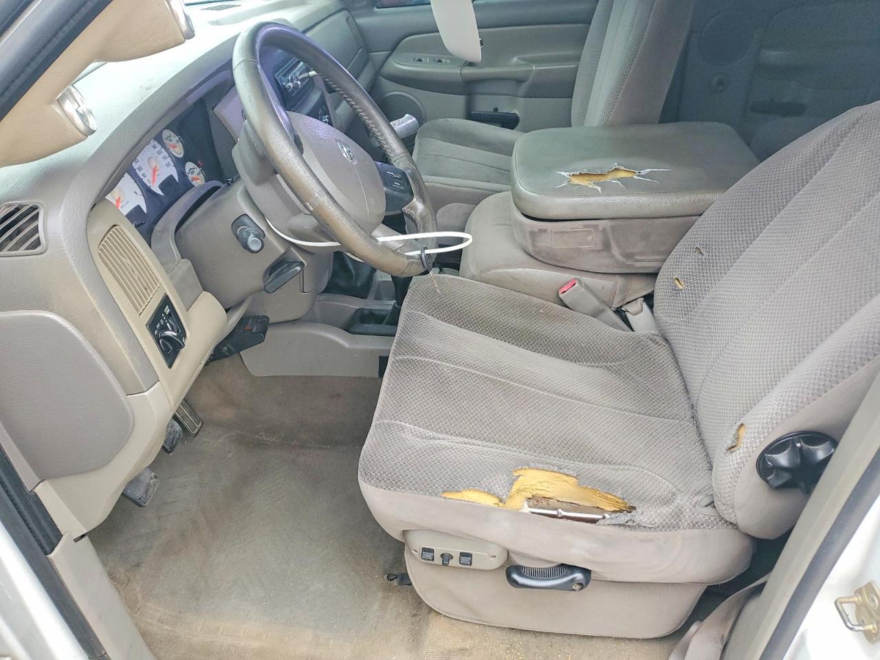 2005 Dodge RAM 2500 ST