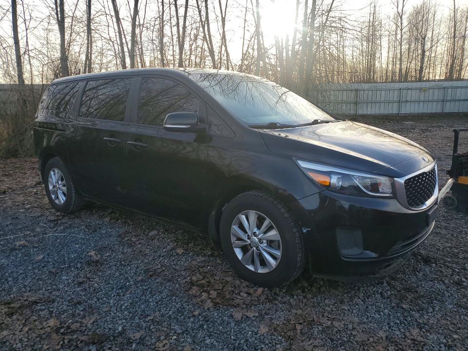 2015 KIA Sedona l