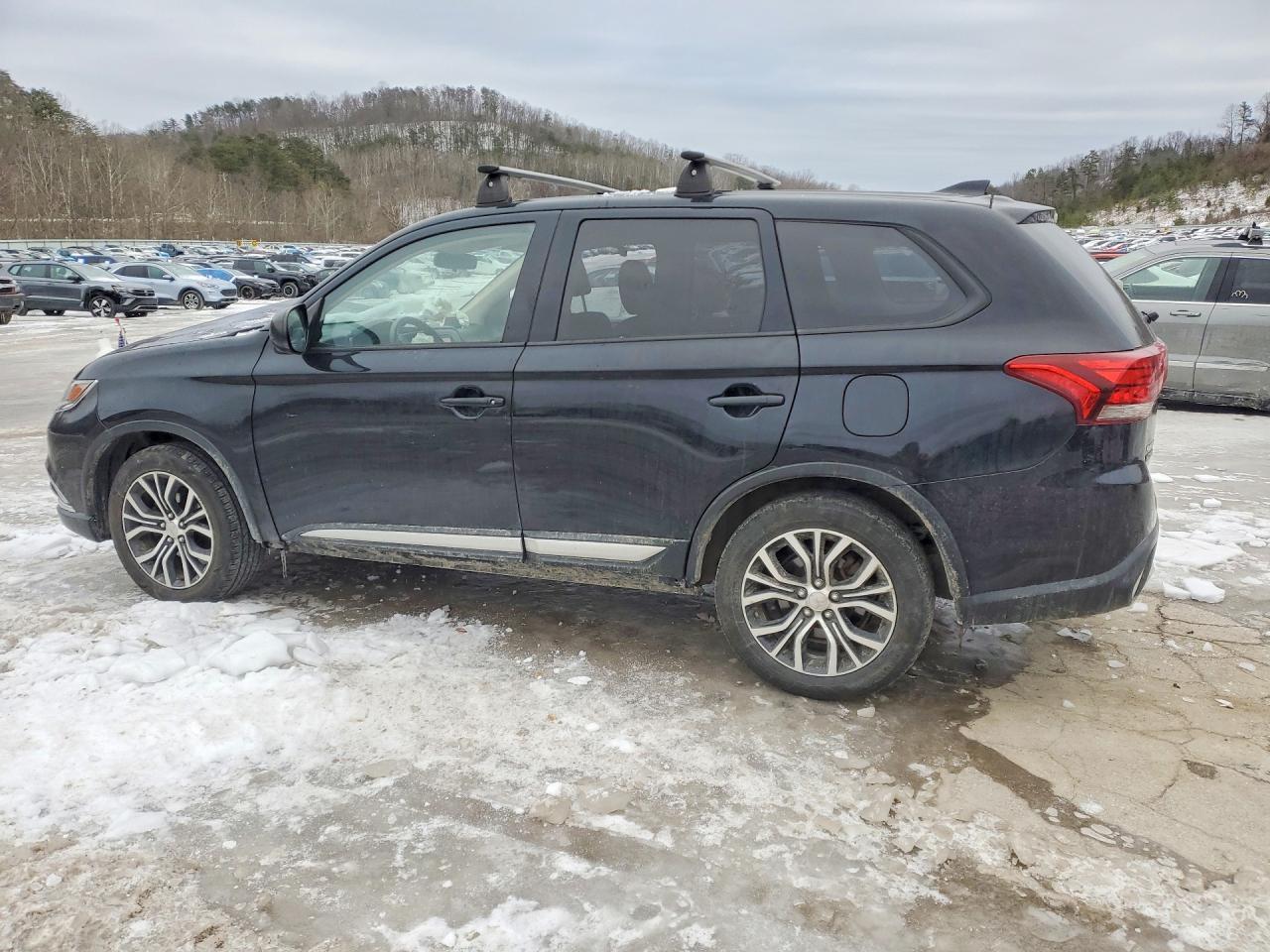2017 Mitsubishi Outlander es