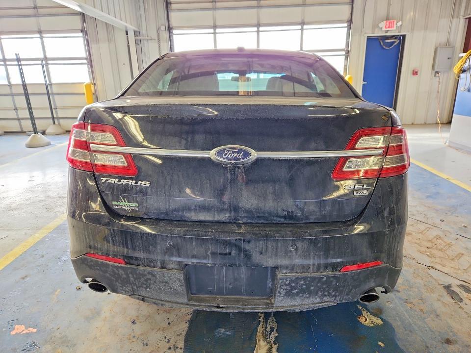 2016 Ford Taurus sel