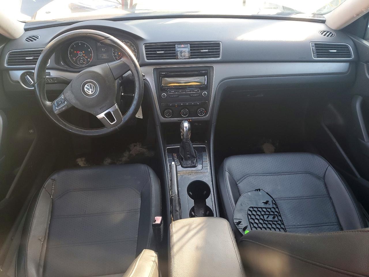 2015 Volkswagen Passat s