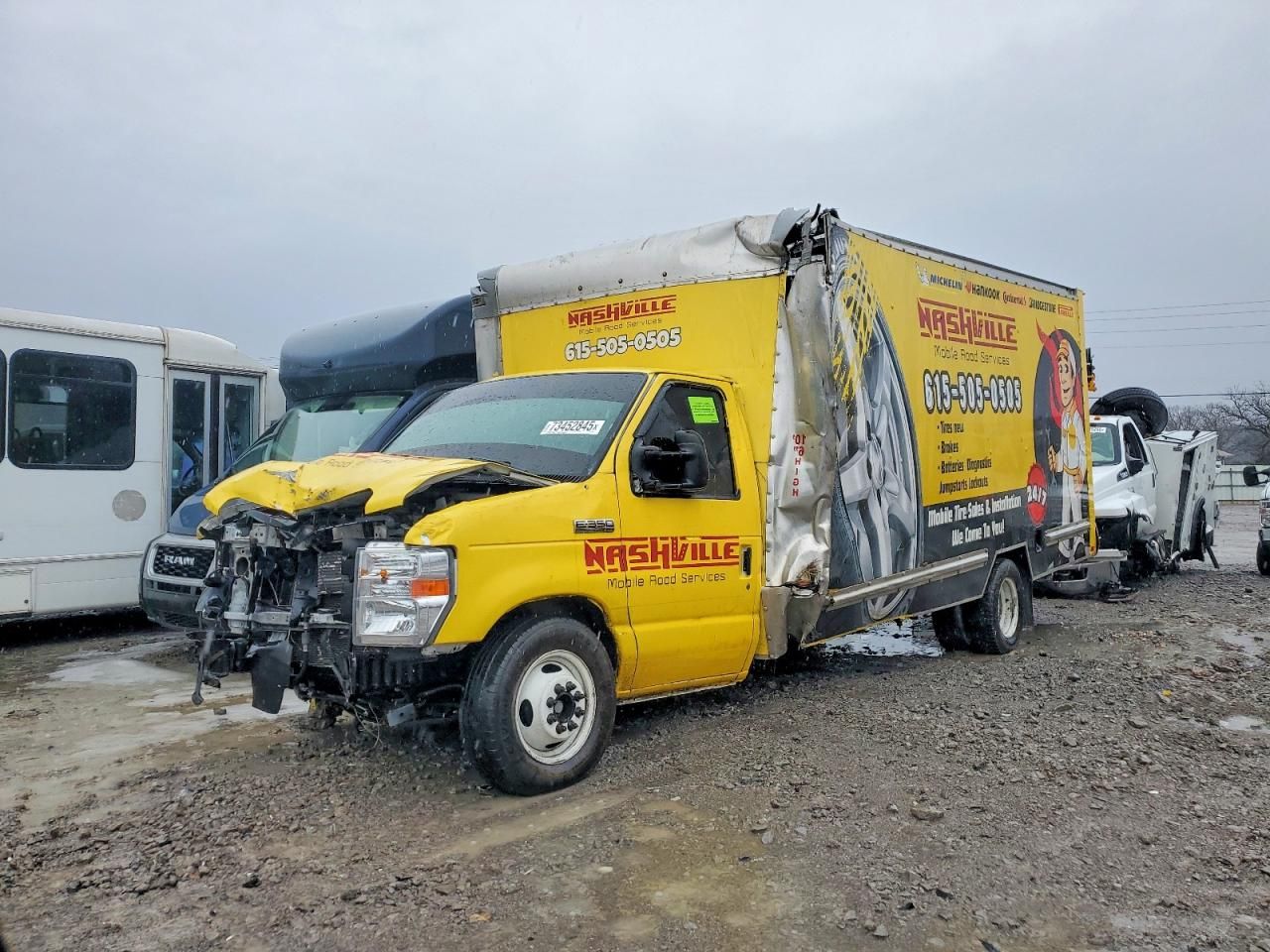 2022 Ford E350 BOX Truck