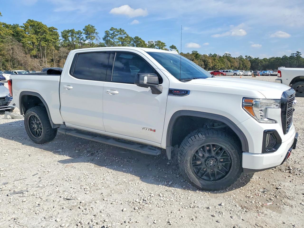 2021 GMC Sierra K1500 AT4