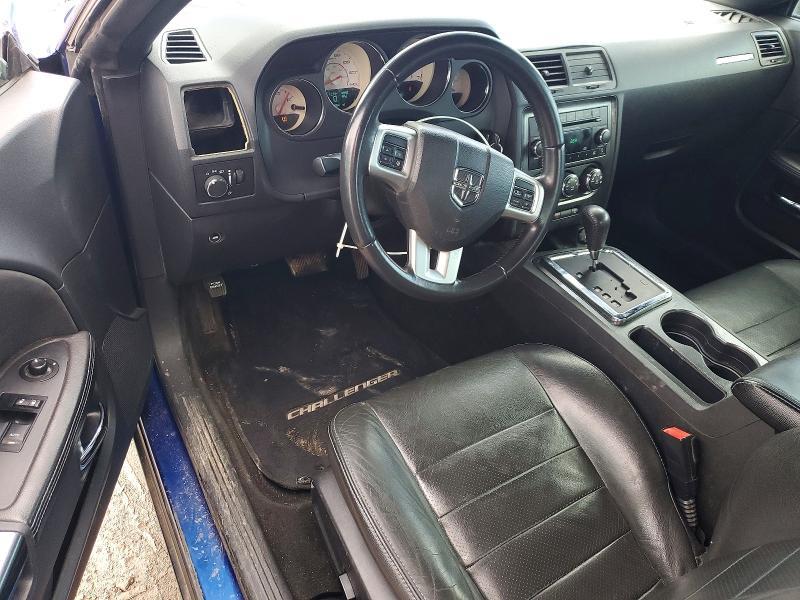 2012 Dodge Challenger sxt