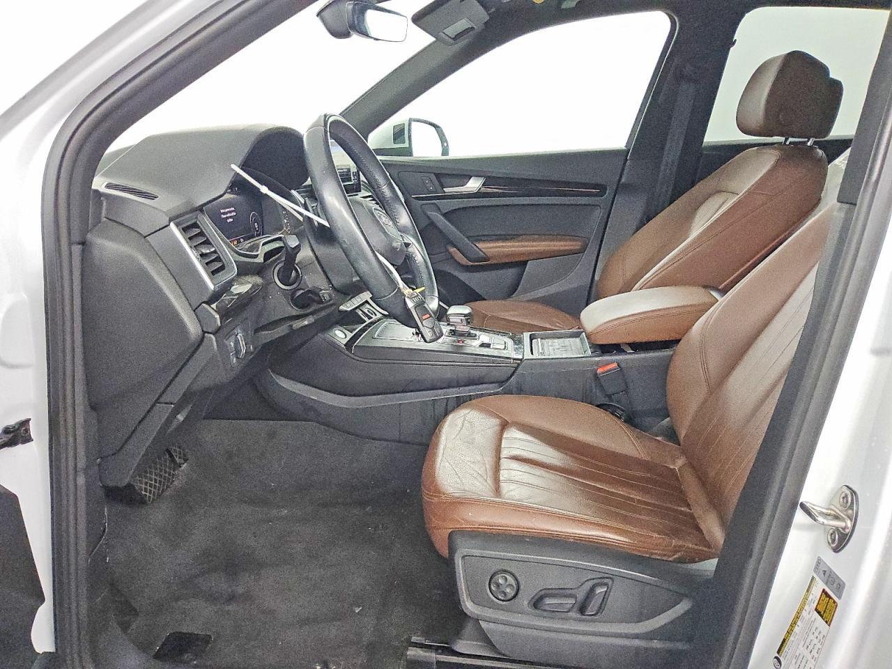2020 Audi Q5 e Premium Plus