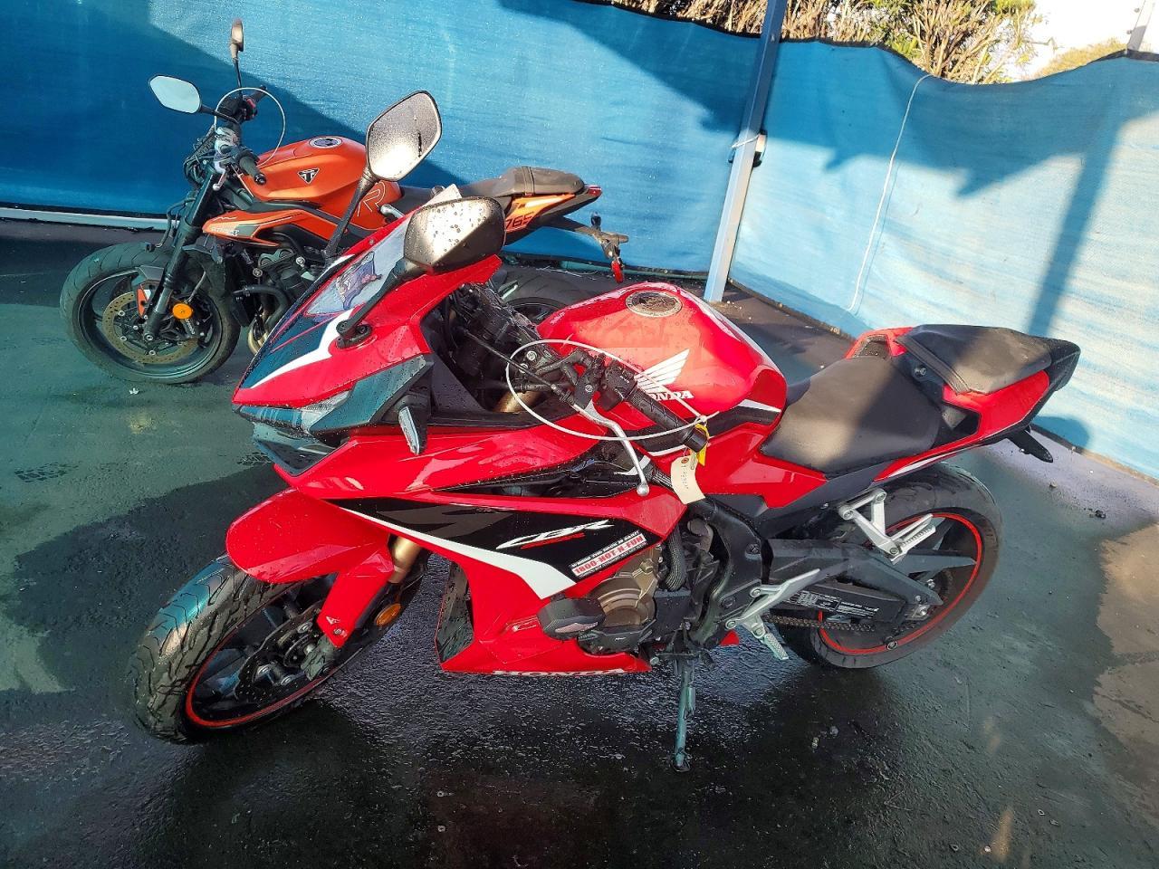 2023 Honda CBR500 RA