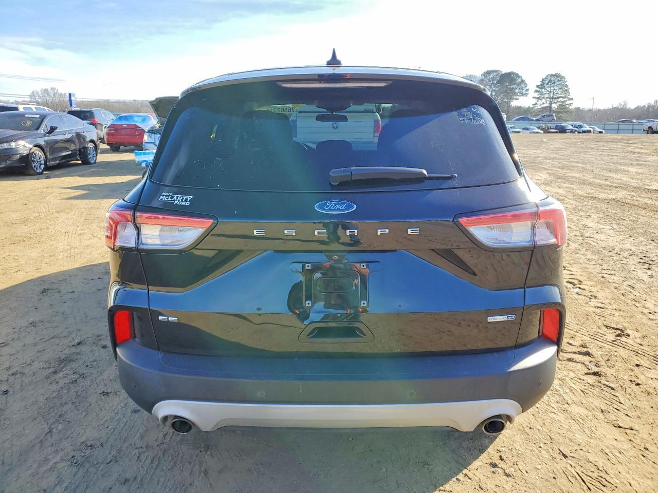 2020 Ford Escape se
