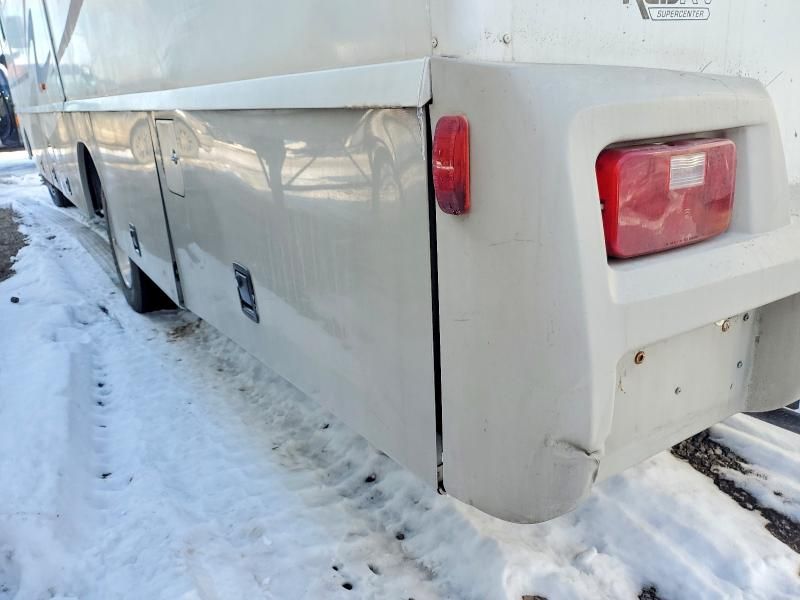 2006 Winnebago Sightseer 30B