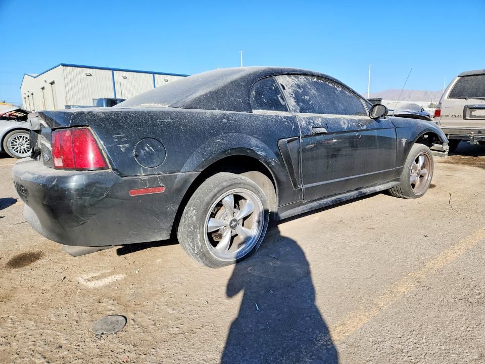 2001 Ford Mustang