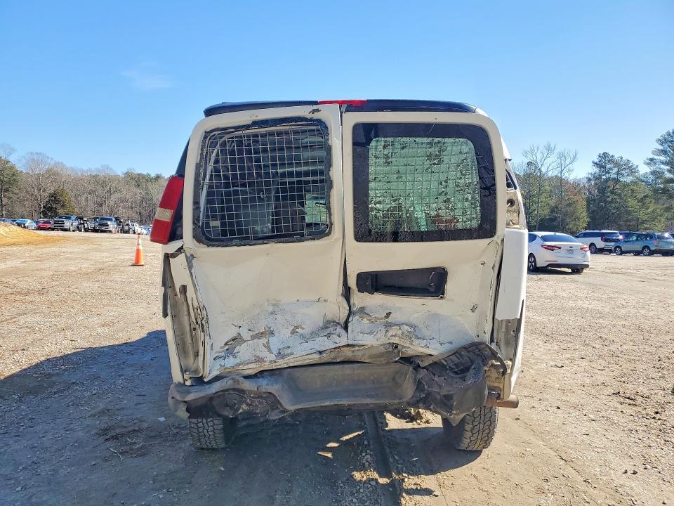 2010 Chevrolet Express G2500
