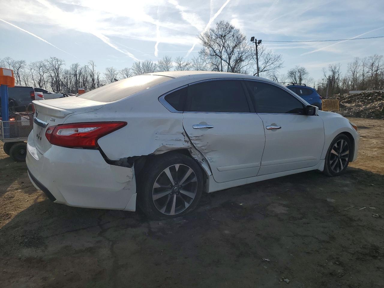 2016 Nissan Altima 2.5 sr