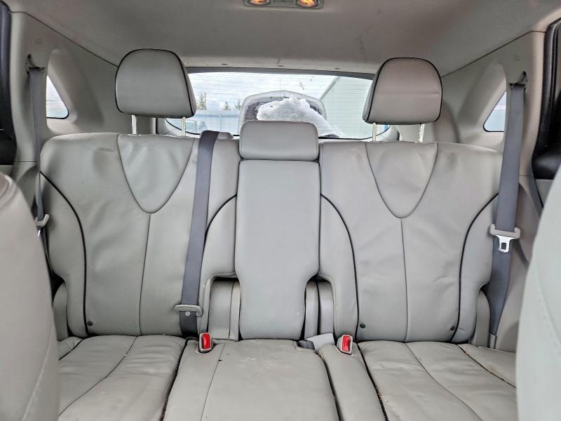 2010 Toyota Venza awd V6