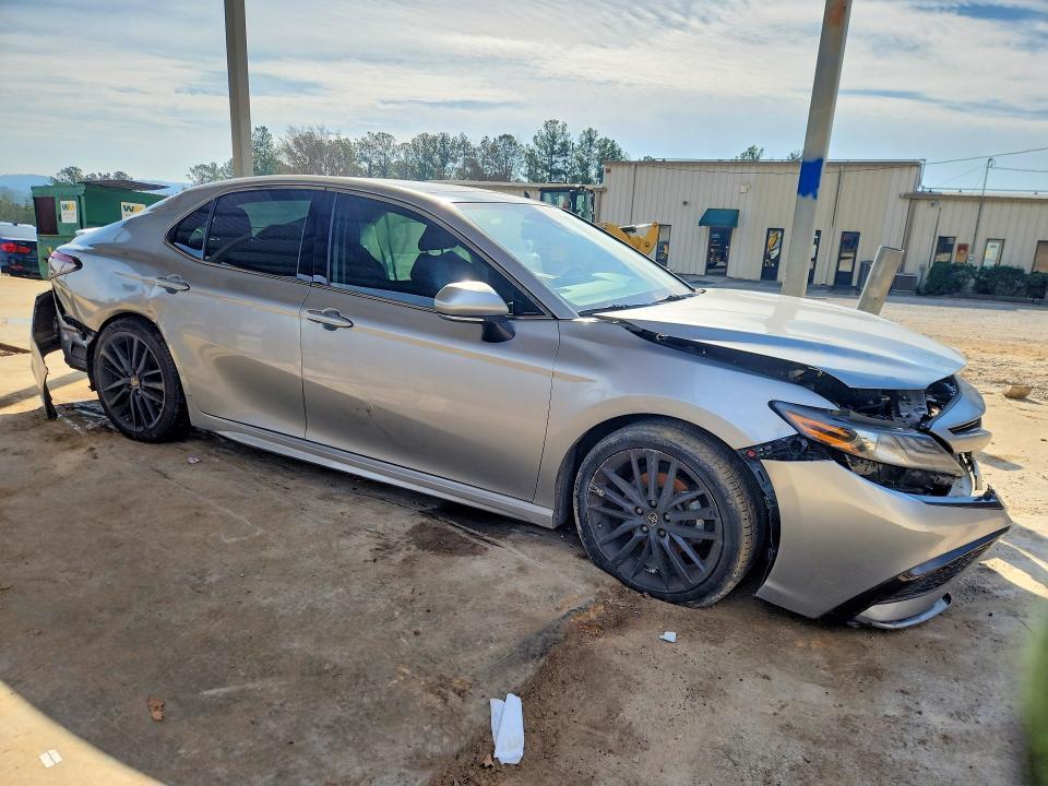 2022 Toyota Camry xse