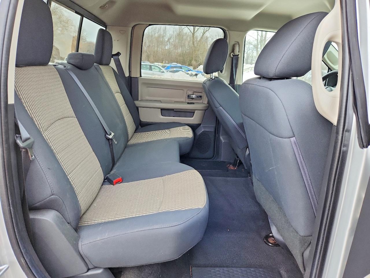 2012 Dodge Ram 1500 slt